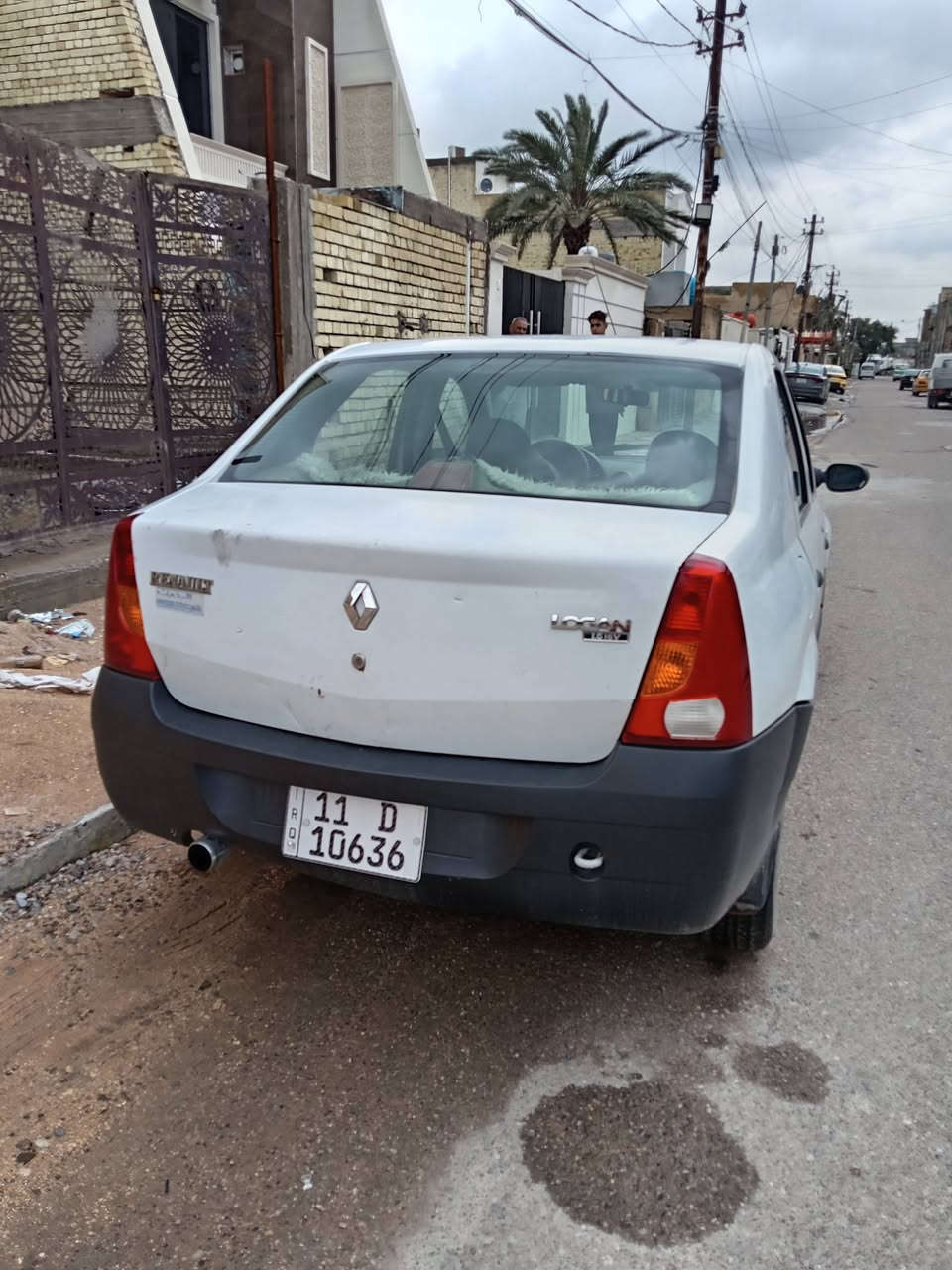 سلام عليكم للبيع رينو لوكان مديل 2009 رقم بغداد انكليزي سياره خير من الله السعر ٤٠ مكاني بغداد العبيدي الاستفسار على هاذه الرقم ***********
