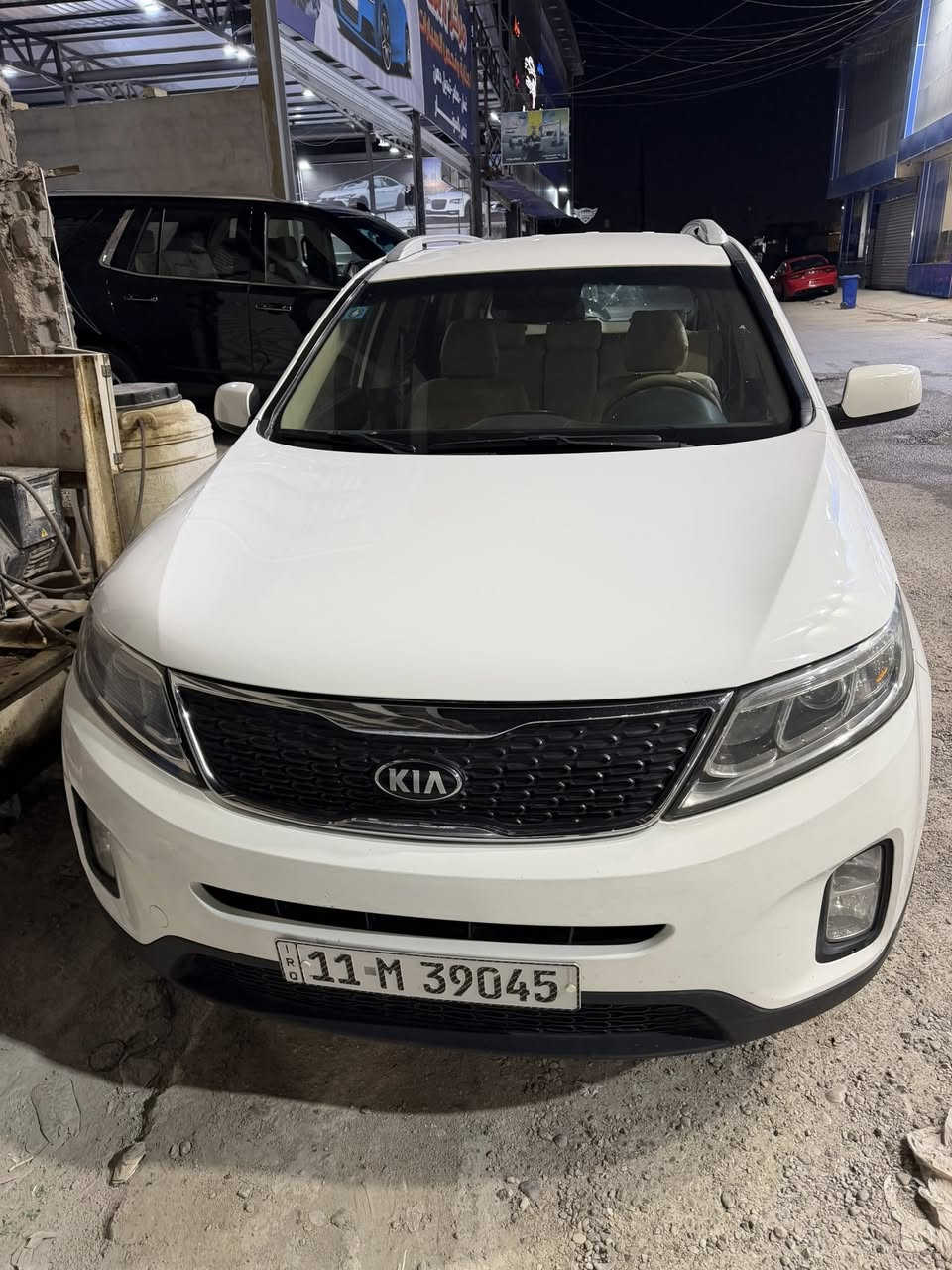 سورنتو 15 ماشيه 190 مكان بغداد سعر 168 هاتف***********
