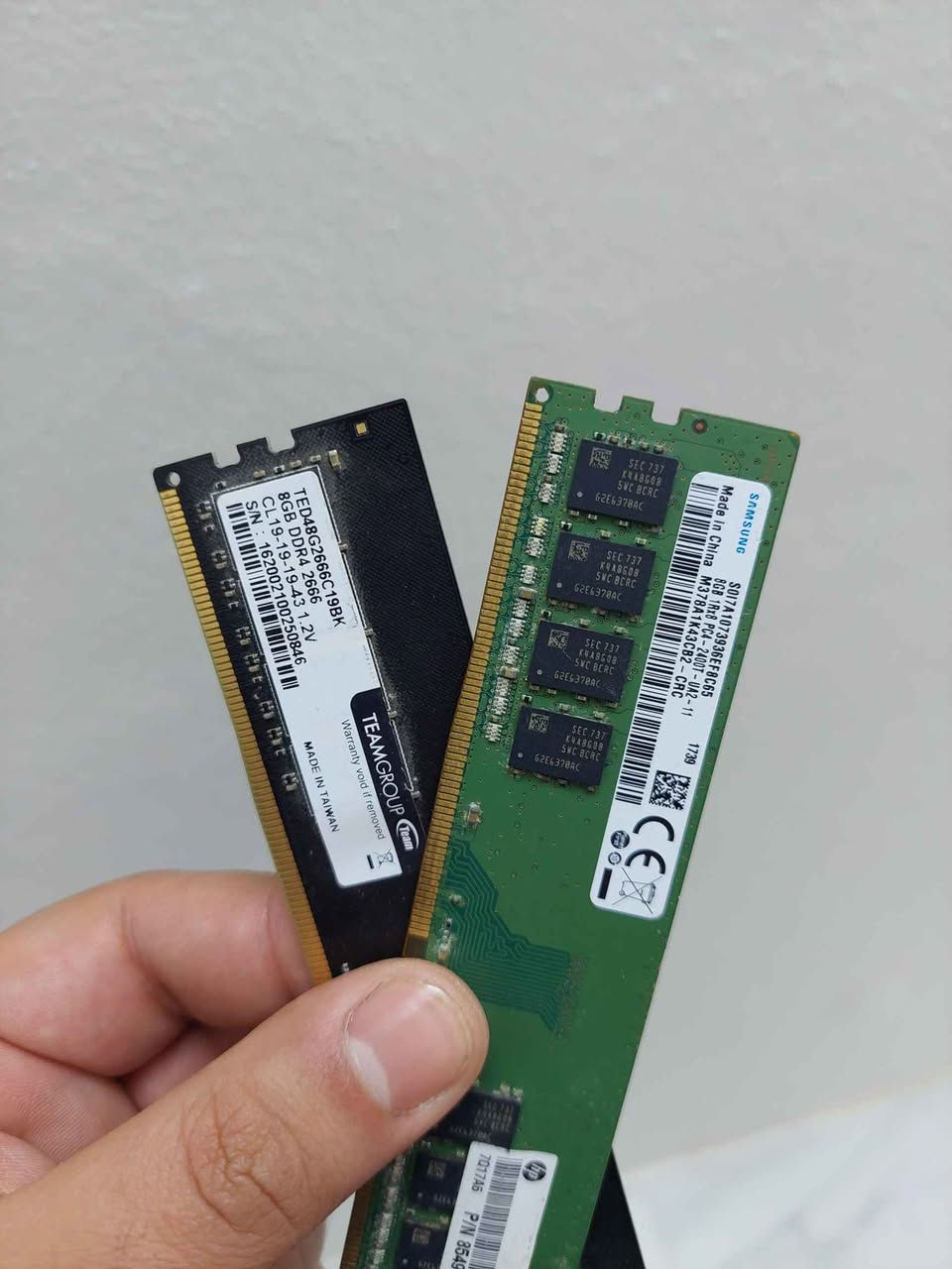 بورد و رامات و منصة زيون للبيع
الرامات قطعتين 16 كيكا من سامسونك و تيم كروم

البورد asus prime x570-p

بورد زيون x99 

و معالج xeon e5 2670 v3

1600mhz 16gb ddr3 رامات من شركة هايبر اكس 

الي حاب يطلب قطعة يتفضل خاص و يتدلل

و توصيل متوفر لجميع محافظات العراق موصل, نينوى


**إذا كنت صاحب هذا الإعلان وتريد حذفه لأي سبب، رجاءا أرسل رسالة إلى الدعم الفني**