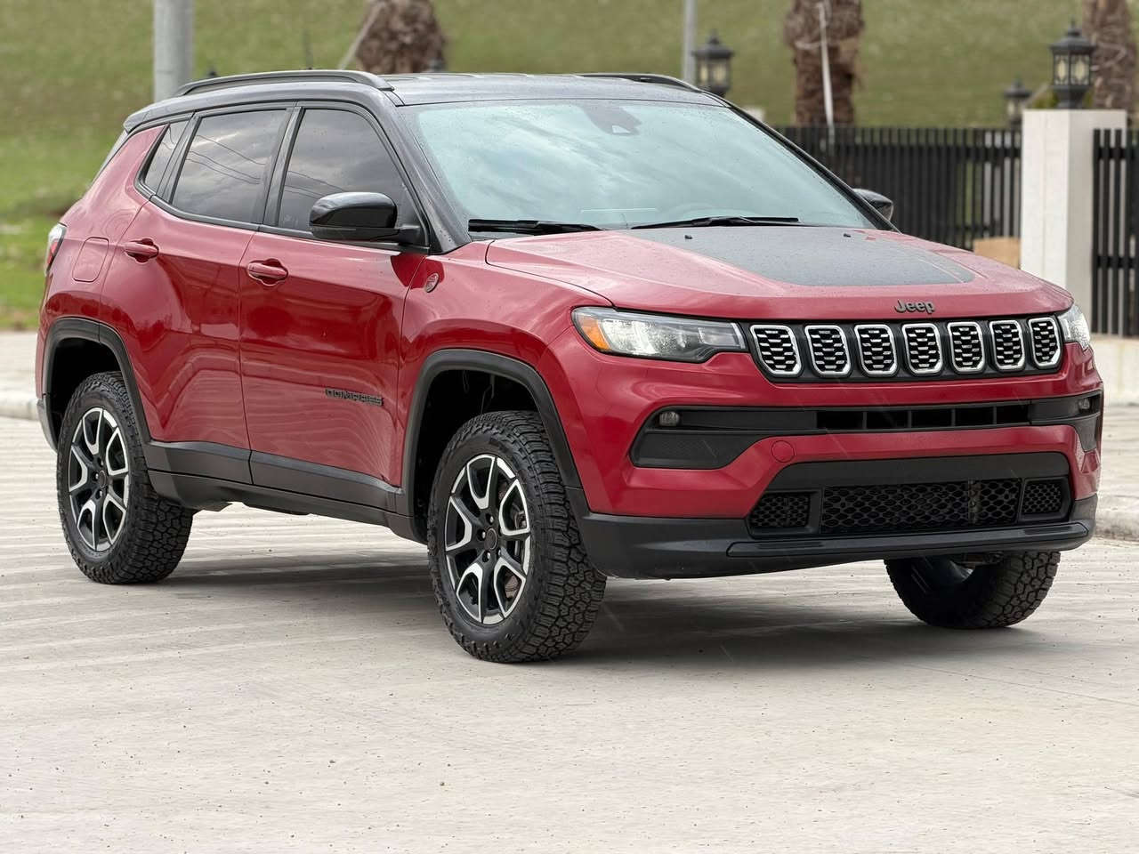 جيب كومباس موديل  2025 ماشي 9الاف ميل بيها جاملغ خلفي صبغ  بدون دواخل مواصفات شغال عن بعد فور ويل AWD ويل كب كروم لايت زينون بكلايت ليد مقاعد جلد مقاعد هيتر مقاعد جلد مقاعد كهربائي بلاجكتور باب الخلفي كهربائي جك شاشه كبيره كاميرا رادار امامي رادار جانبي اشاير بالمري تبريد مركزي هاندبريك بصمه تحكمات ستيرن مرايا هيتر بلوتوث مصدر تاوبسي 

 متوفر واتساب عالاسيا 

g4njddnost536940
الاستفسار اتصال هاتفي مباشر 

***********
