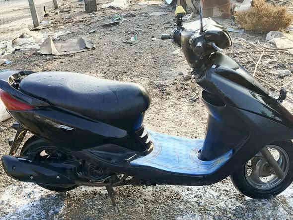 السلام عليكم 
دراجة اكزز للبيع 
دراجة نضيفة مكينة نضيفة ما مفتوحة نگره سلف دراجه فول مواصفات 
ومابيها أي نقوصات 
للاستفسار ‏
‪‏‪***********‬‏. 
مكاني بغداد تقاطع النهروان
