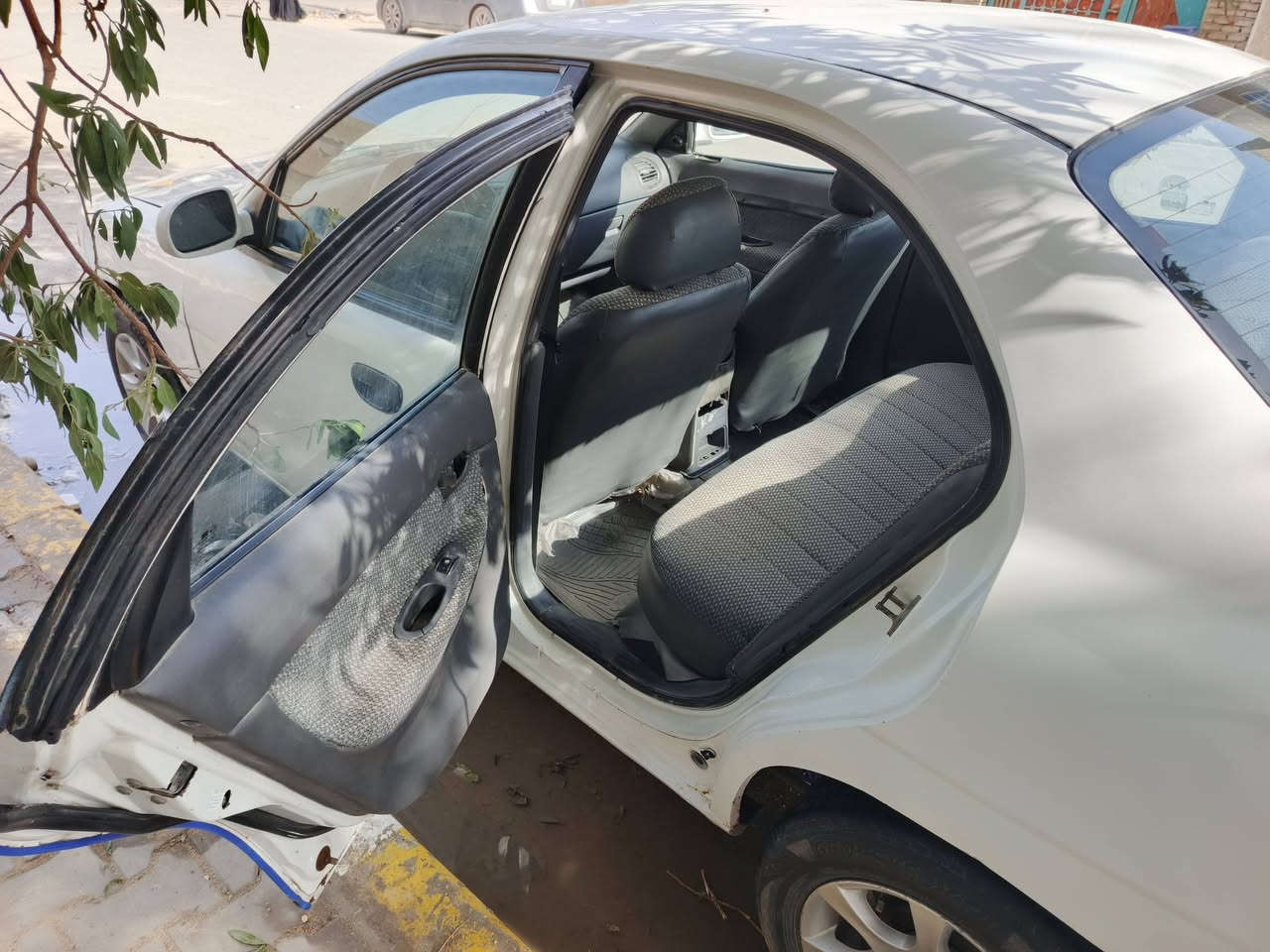 سلام عليكم دايو نوبرا محور كير مكينه كورلا سياره نضيفه تبريد شغال رقمه دياله مشروع وطني مكينه مكفوله من تنقيص وتبخير كهربائيات كله شغاله السعر 31 وبيه مجال مكاني بغداد بلديات ***********
