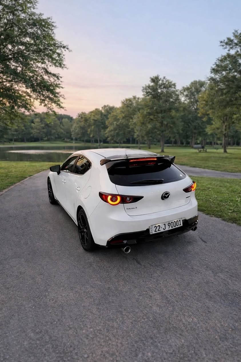 Mazda 3 2023 mwasafat pereferd
Koshn garmi awena noshtan 
Saqaf slayd 
Makina 2.5 be torbo marxob 
Sayaraka tanya ek darkay haya 
70 hazar roya أربيل, العراق


**إذا كنت صاحب هذا الإعلان وتريد حذفه لأي سبب، رجاءا أرسل رسالة إلى الدعم الفني**