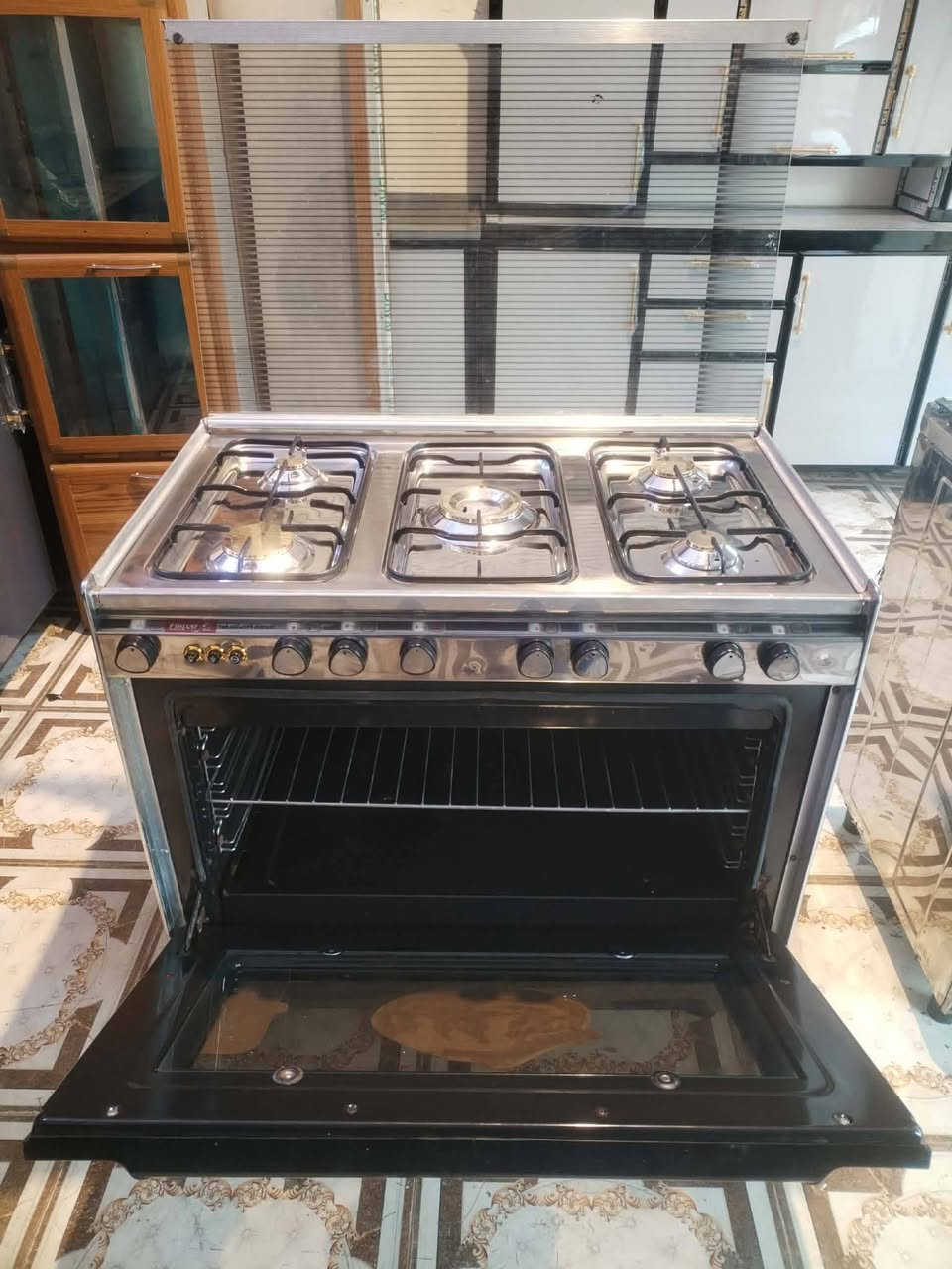 طباغ كرين كاز نوعيه مصري شرط فول نظافتو الكل شغال مثل دمعا
السعر 260


**إذا كنت صاحب هذا الإعلان وتريد حذفه لأي سبب، رجاءا أرسل رسالة إلى الدعم الفني**