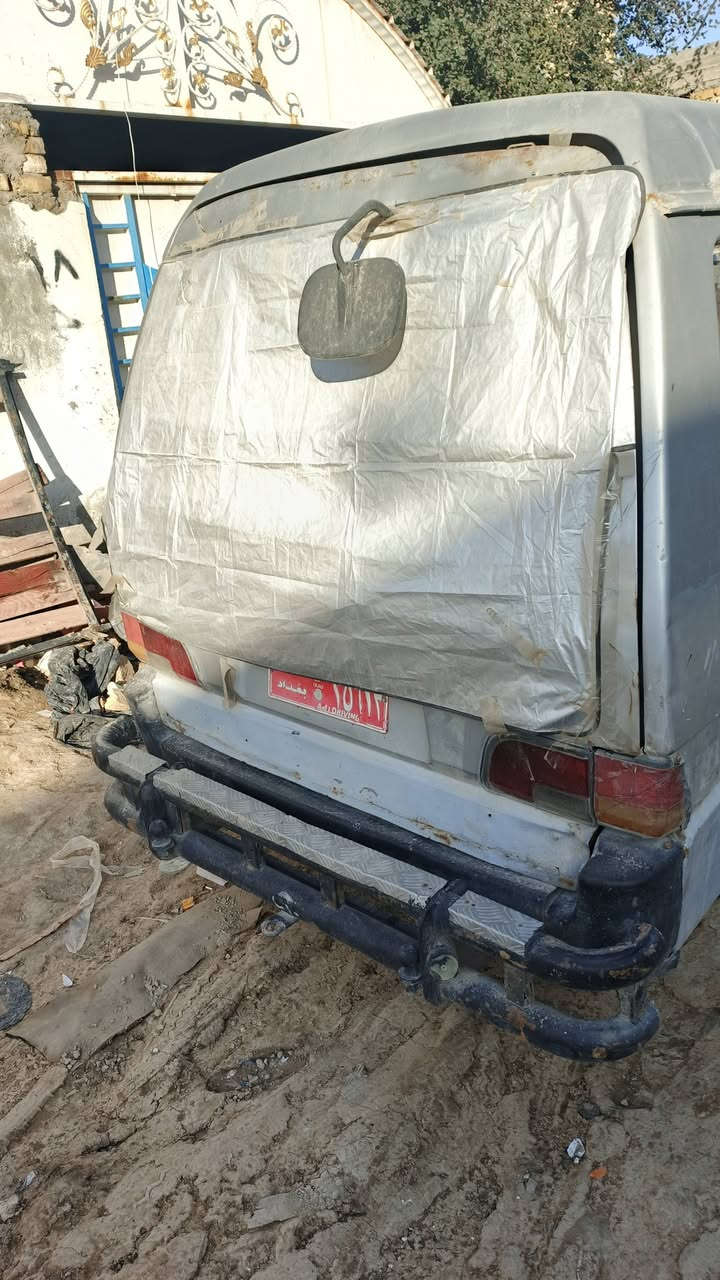 السلام عليكم كيه اسيا للبيع م93 مكينه كير اكسل تخم تاير باتري جديد مصفره هيئه وغرامات وصل خطه موجود السعر 20وبيه مجال مكان ديوانيه ***********
