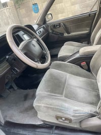 هارتوب • ١٩٩٠ • انكليزي