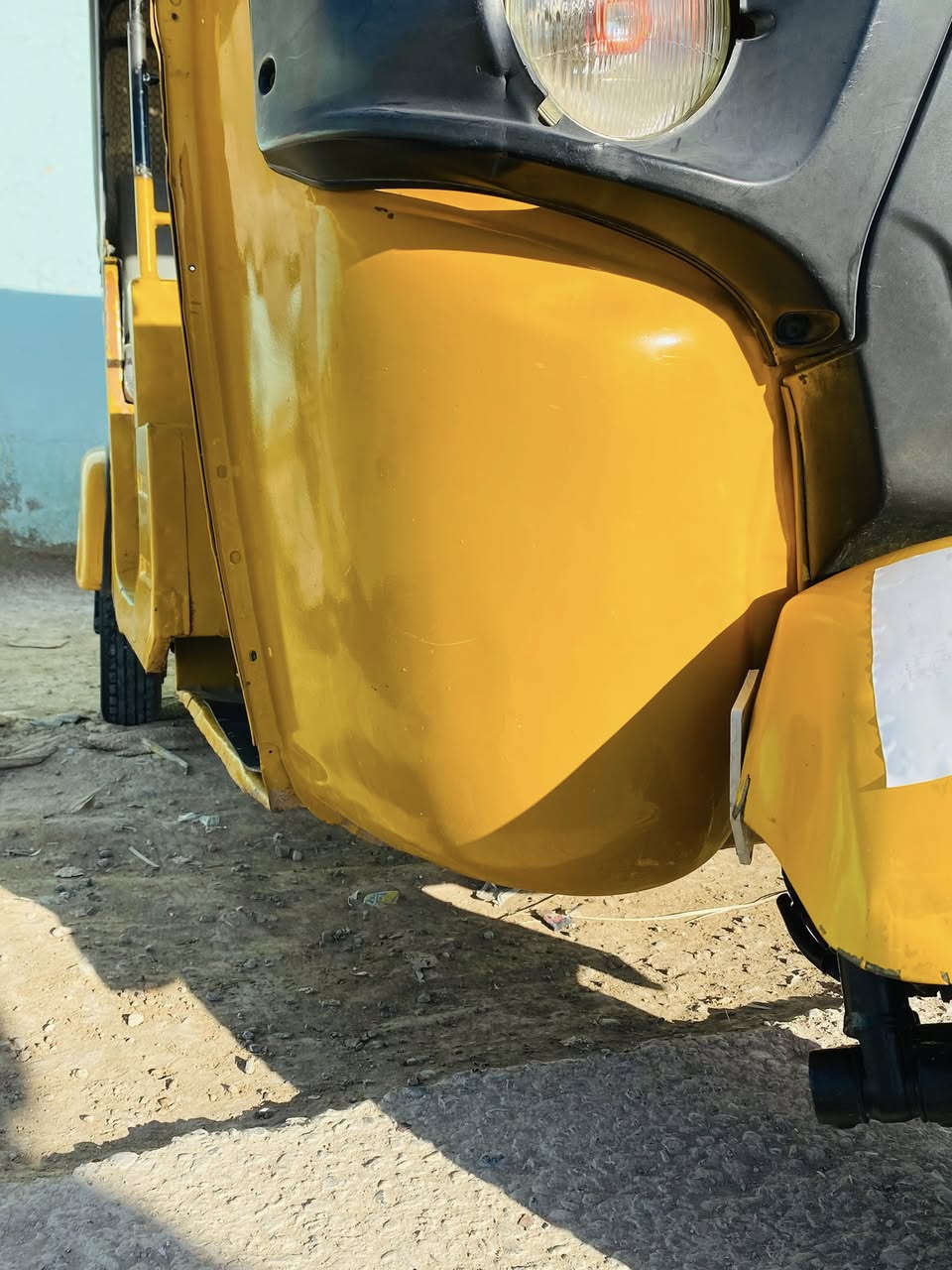 السلام عليكم تكتك موديل 2019  رقم وسنويه وهزه كامله معمر الدوسات  بس الغد مرشوش شوف عينك  متواجد بل فيس وبل ***********
