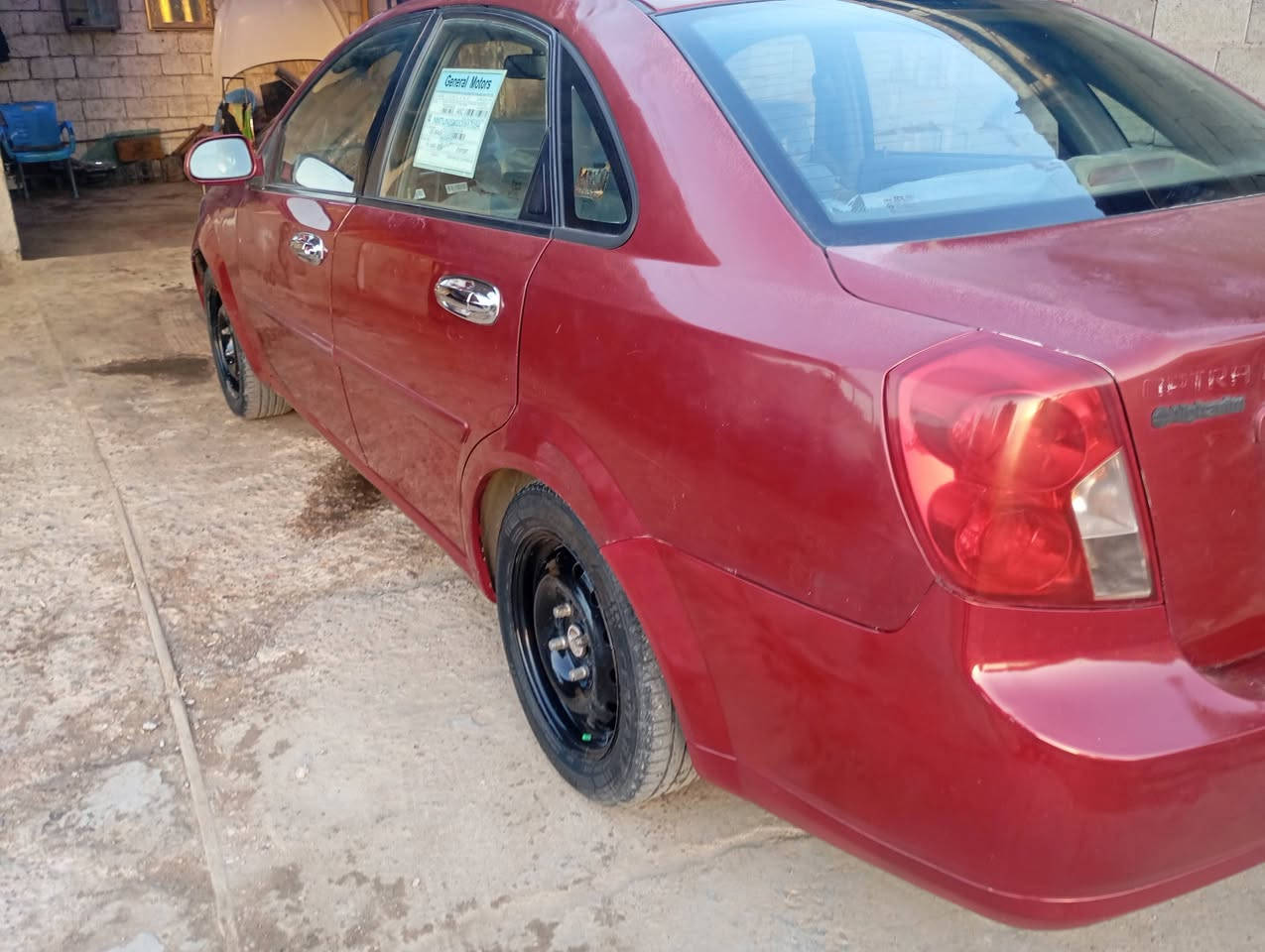 سلام عليكم
اوبترة 2006 كير أو تماتيك بلادية مابيها صبغ مكينه وكير وتبريد مكفولات تخم تاير سيارة بيه جراد قليل صدر امامي وخلفي جديد هزة جديدة سنوية 30 
سعر //64 وبيه مجال 
رقم الهاتف//***********
