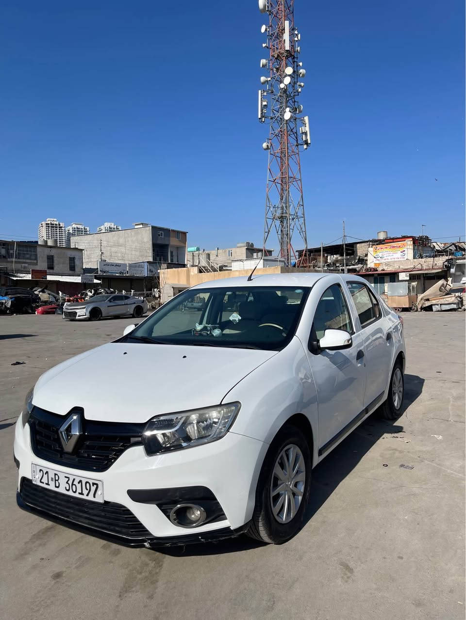 ڕینۆ سیمبۆل ٢٠٢٠
بۆیاخی نییە 
سەنەوی تازەیە تا ٢٠٣١
گێڕومەکینە بەشەرت
١٤٠هەزار ڕۆشتووە
سەیارەکە زۆر تازە و جوان ماوەتەوە
سعر:٨٨
***********
*********** السليمانية, العراق
