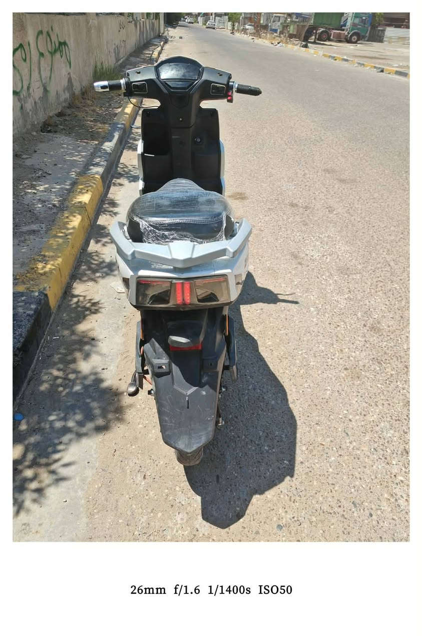 السلام عليكم عندي درجة شحن سكنس جبلي موديل 2025 بطاريات حجم الكبار 6 مكانك بغداد بياع السعر 475 شراي تصل رقم *********** بيع او تراوس
