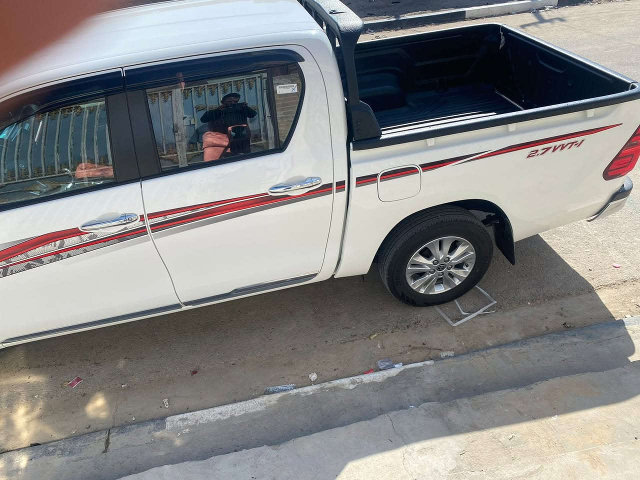 السلام وعليكم بيكم موديل 2025 اوتماتيك ساز كفاله عامه ماشيه 12 الف رقم اربيل العنوان بصره زبير الهاتف ***********
