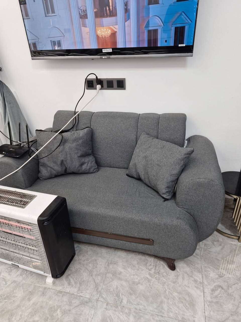 سلام عليكم تخم البيع مودرن صار سبوع من اخذته ناصريه ***********
