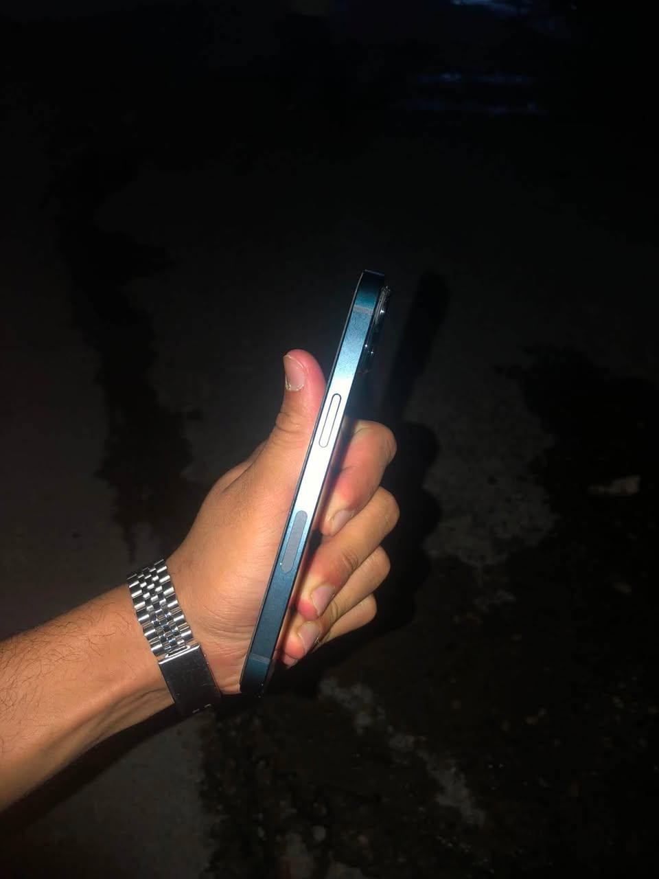 ‏سلام عليكم ورحمة الله وبركاته 13عادي ‏جهاز مال استخدام شخصي ماتوجد ***********
