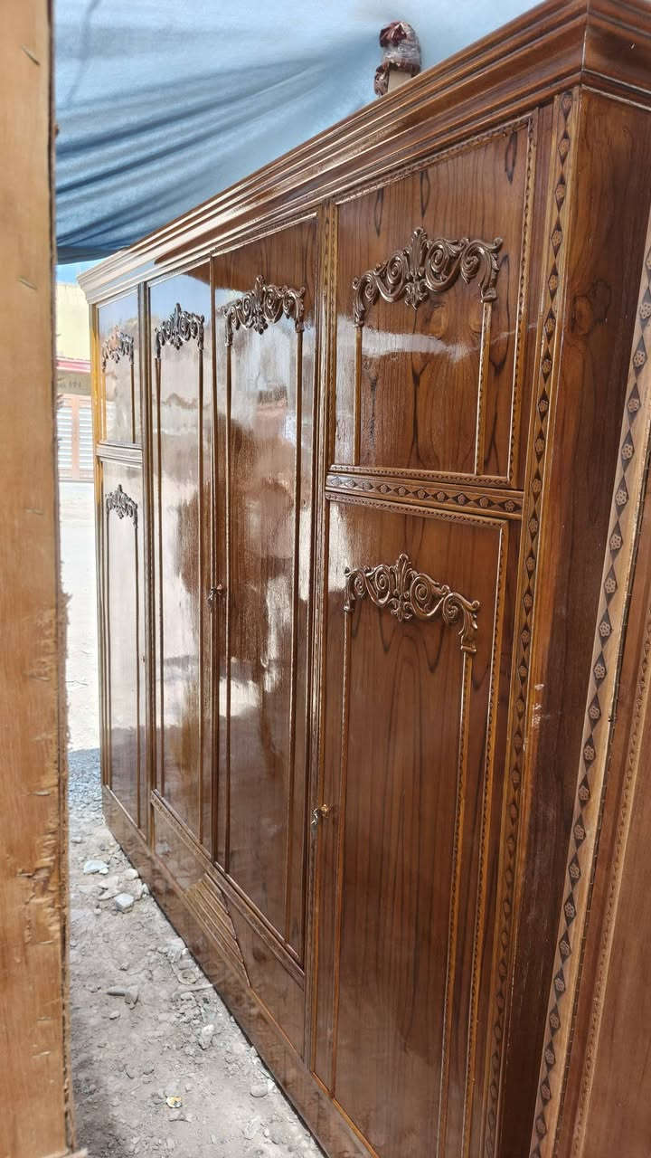 السلام عليكم كنتور 4 باب صاج صبغ حراري جديد مامستخدم للبيع 
جوه سوك السعر 250 للاستفسار والتواصل *********** واتساب

