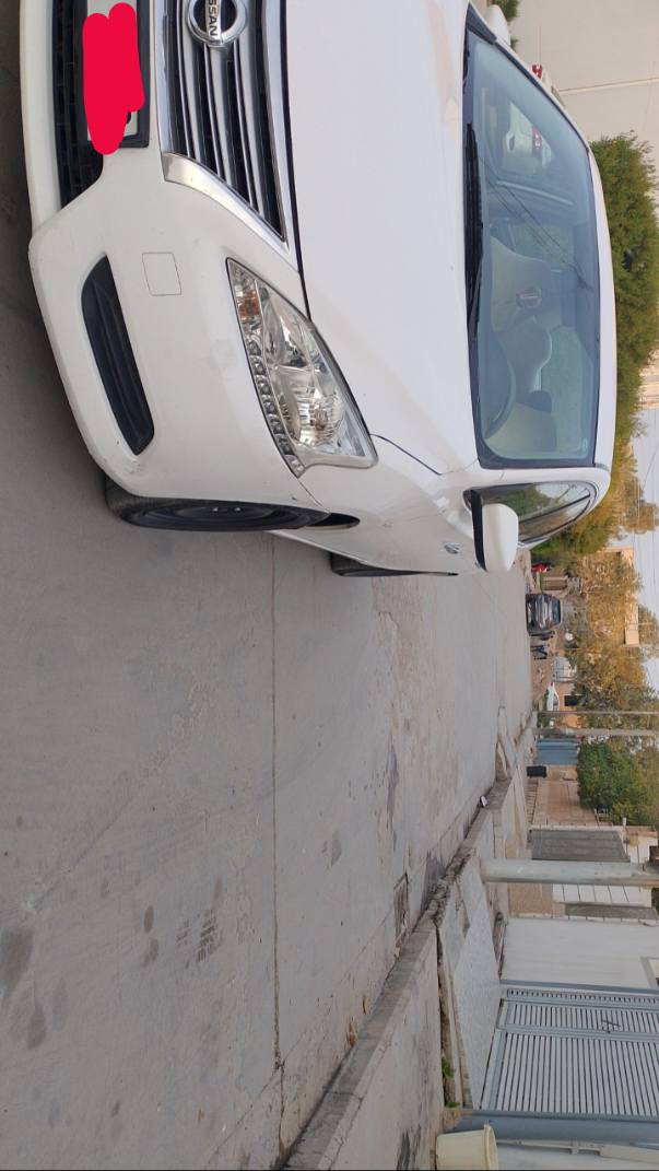 نيسان سنترا موديل 2018 خليجي  لون ابيض كير أوتوماتيك مكينه وكير مكفولات ماشيه 116 الف مواصفات الخليجي معروفه رقم سليمانيه دولي بشرط تحويل او وكاله بيها صبغ كلش قليل موضح بالسونار مرفق مع الصور تخم تاير جديد صدر جديد السياره حلوة  وجاهزة مبيها اي نقص السعر 104 للاستفسار الاتصال / ***********/ مكان السيارة كفري واني مكلف بالنشر
