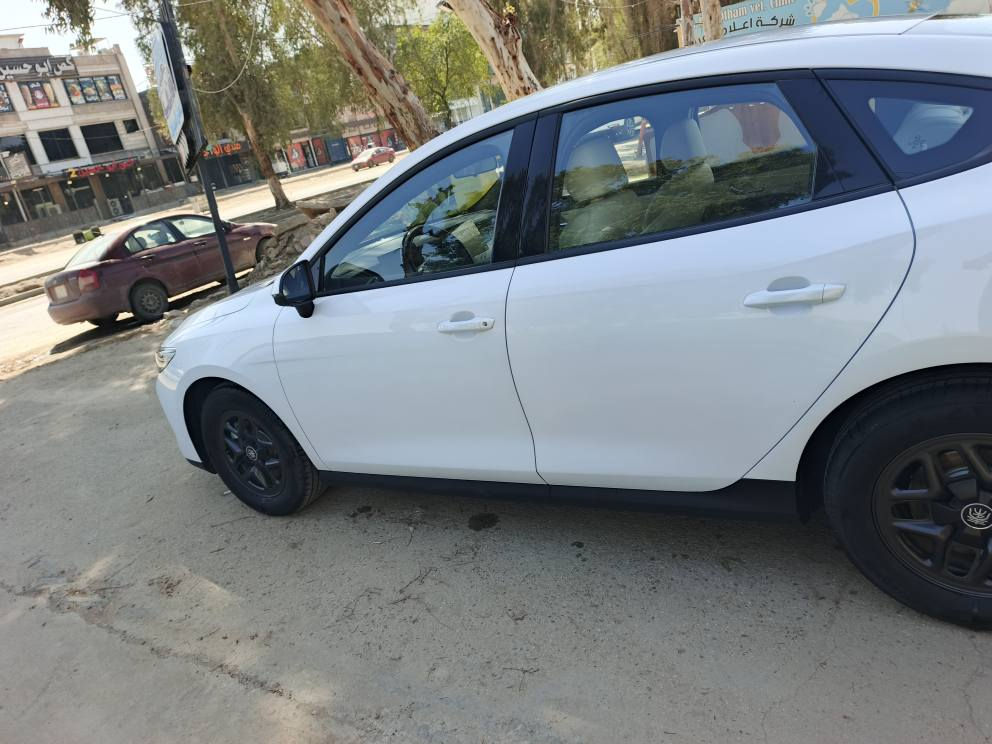 السلام عليكم بي واي دي جن بلاس
داخل ابيض 2025
مكفولة من الضربه والصبغ والبارد 
ماشيه 2.  الف
***********
 السعر 17600 عراقي
دولار 114$ بغداد, العراق
