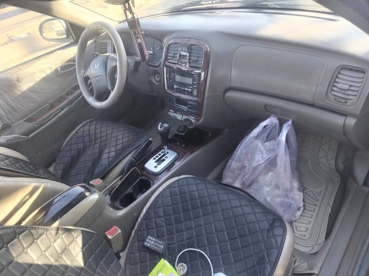 سوناته وفود 2005فول مواصات
كير محرك فول 6سلندر
كشن كهربائي
مري كهربائي
تنته
حساس بك
تخم تاير جديد
رقم بغداد
خياس ماكو عله وضع الشركه
سياره فول الفول مال جناي 72وبيهه مجال حك الجيه
***********
