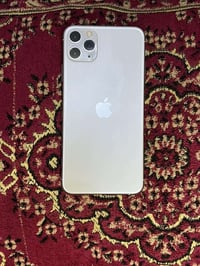 ايفون 11 برو ماكس • بطارية اصلية • قضاء الميمونه