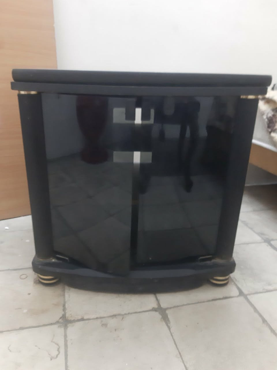 كوميدي صغير  سطحه دوار وبواب زجاج ٢٥


**إذا كنت صاحب هذا الإعلان وتريد حذفه لأي سبب، رجاءا أرسل رسالة إلى الدعم الفني**