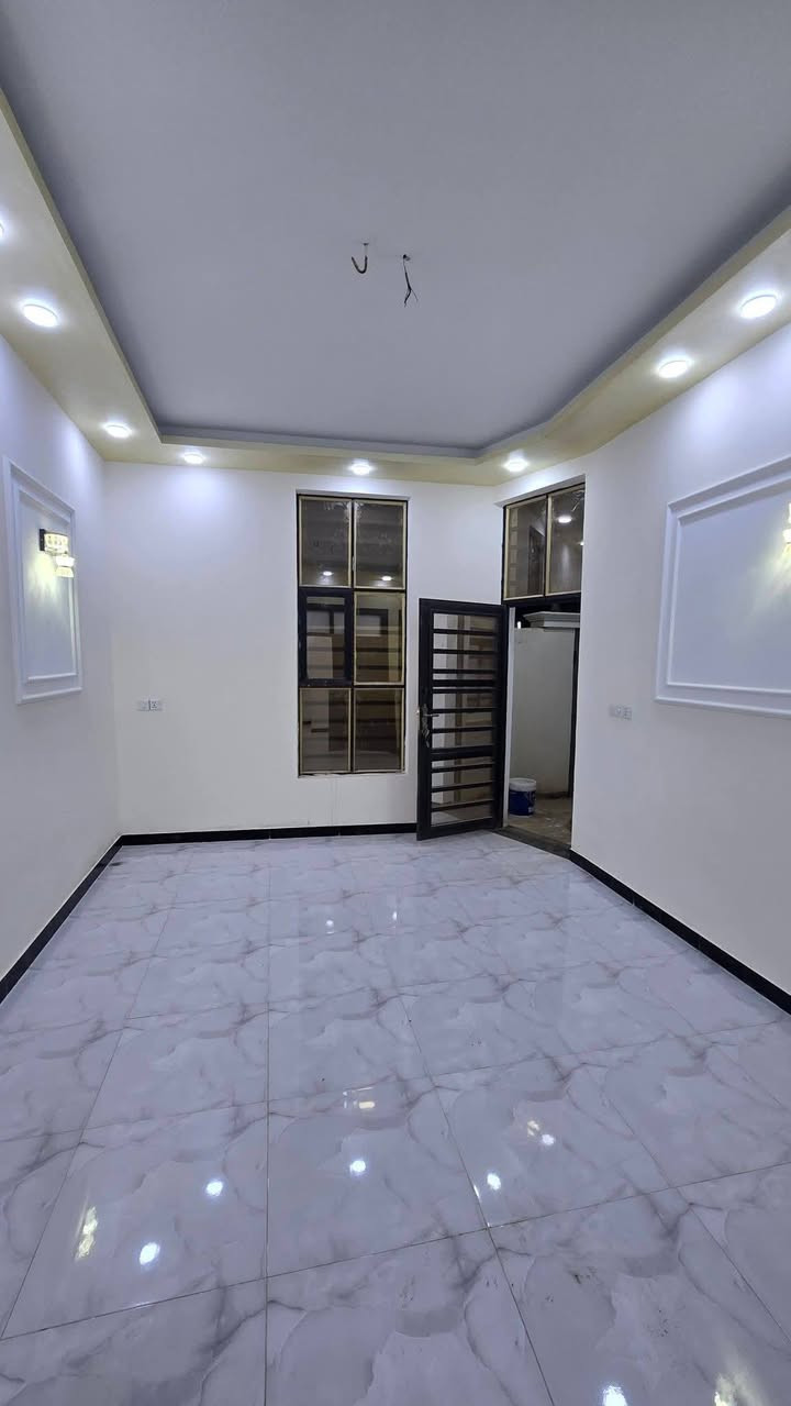 بيت البيع  زراعي سند 25
العنوان التقيه الثالثه #قرب   مجمع الروان النموذجي شارع 12
المساحه 100 
 مربع 
الواجهه 10
النزال 20
البيت 
غرفه
استقبال
صاله عدد 2
مطبخ 
مجمعات صحيه طابقين***********
واتساب ***********  مراجعه مكتب 🏢 العاصمة للعقارات والمقاولات العامه العنوان الديوانية ام الخيل ساحه الاحتفالات قرب البلديه الجديده*********** واتساب
