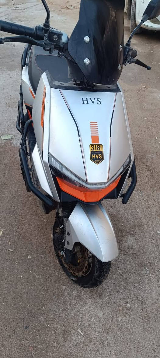 دراجة شحن نوع HVS  6بطاريات الدراجة مشتريهة قبل اقل من شهرين حرفياً جديدة ماداخله تصليح ابد تاخذهة وتفحصهة وين ميعجبك برغي واحد ممبدل بيهة الله شاهد بيهة اربع سرع وبيهة نظام تثبيت سرعة كل الكهربائيات شغالة الدراجة مابيهة اي عيب السعر 800 الف
للتواصل واتساب مكاني بصرة بشط العرب
***********
