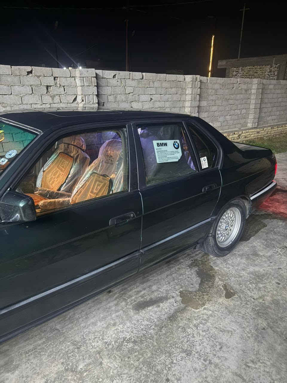 السلام عليكم
من رخصه الادمن المحترم  .
بي ام 730 
8 سلندر 
سيارة مكفوله كفاله عامة كلشي بلادي 
الرقم اربيل جديد باسمي والتحويل ثاني يوم 
مكاني الديوانية 
رقم الهاتف ***********
الرقم الثاني ***********
