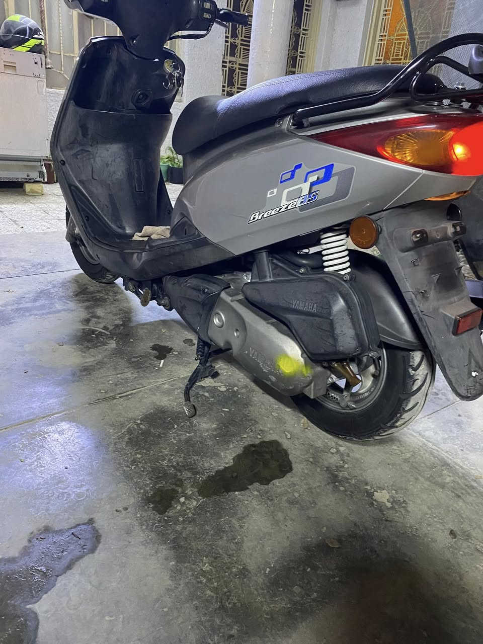 سلام عليكم دراجه بريز بغاء نوزل دراجه بعده رمبه صار سبوعين منزلته كفاله عامه السعر مليون وميه رقم ‭0770 875 7618‬
