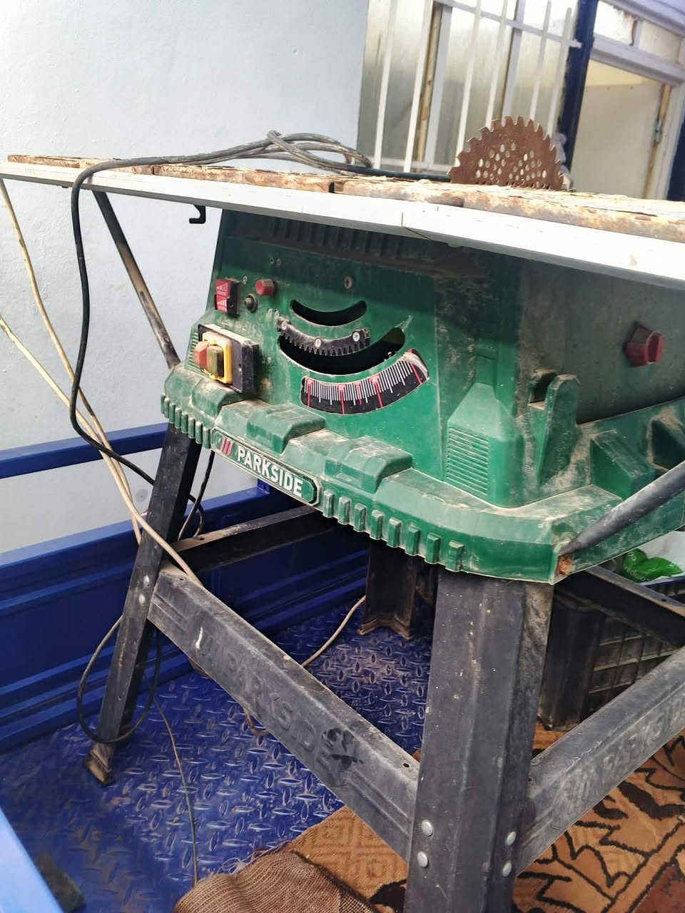 عربانه للبيع
مكينه نجارين للبيع
الاتصال على الرقم
***********
