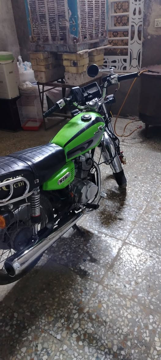 السلام عليكم دراجه اربعه كير مديل 21 نامه امتياز دراجه جديده السعر 850 وبيها مجال مكان نجف اكبال المحد الفني خاص متواجد رقم ***********
