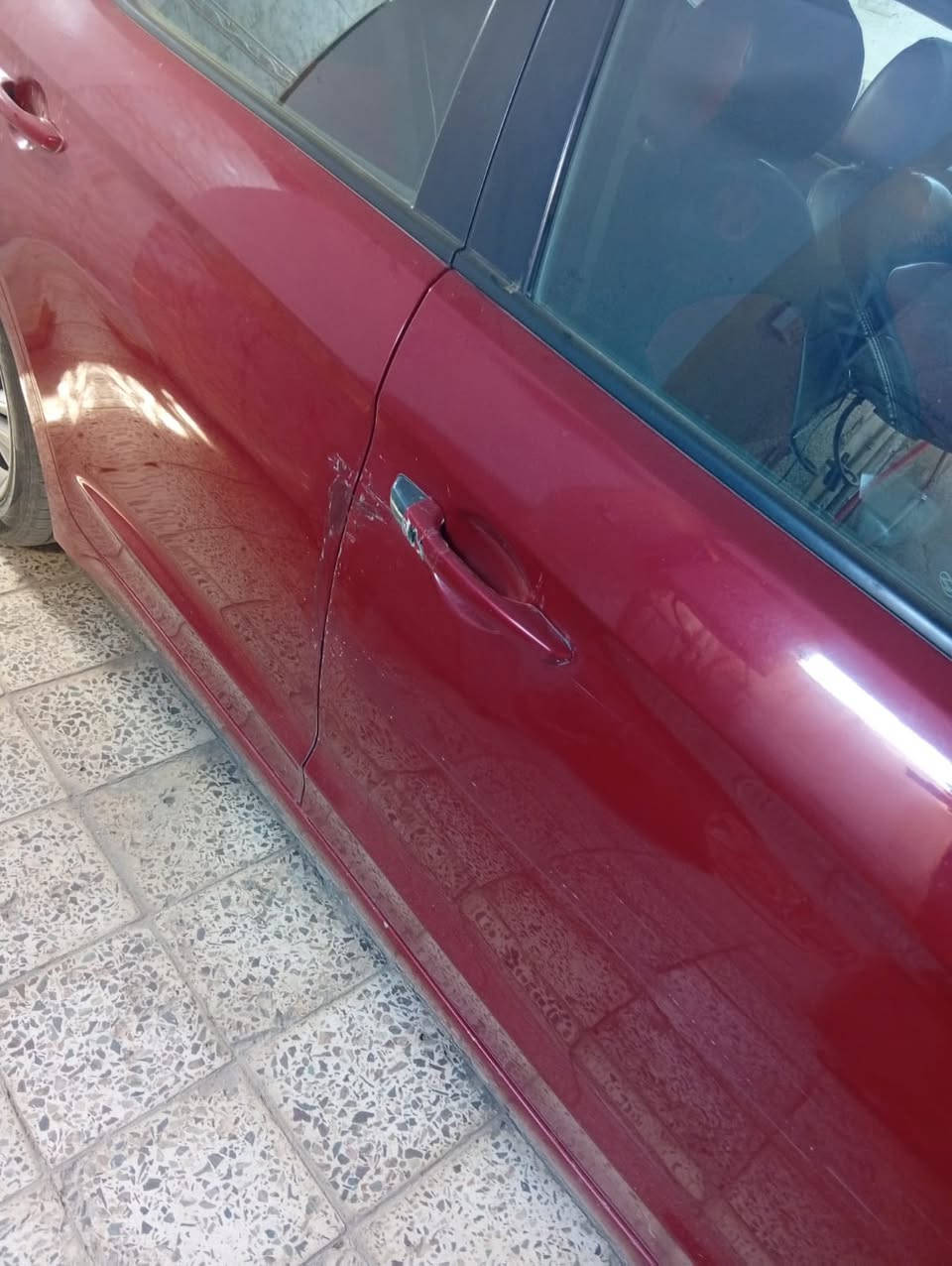 سلام عليكم الانتراء مديل ٢٠٢٠ فول واحد على واحد وارد امريكي تقرير فقط كير ومكينه بل كارتون كير (اي تي ) سياره بيه بارد بل باب ومامعمر وبل هلال الخلفي بارد فقط الباقي كفاله عامه من التبديل والضربه تبرد ثلج❄️❄️ حداديه جديده سعر ١١٨ وبيه مجال لشراي مكاني ناصريه مركز *********** مكلف بل نشر
