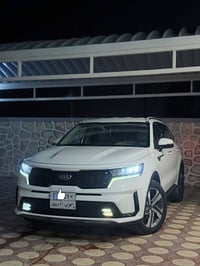 سورنتو موديل2021 وارد خليجي ماشي  64 ألف  محرك 6 سلندر مكفولة كفاله عا...