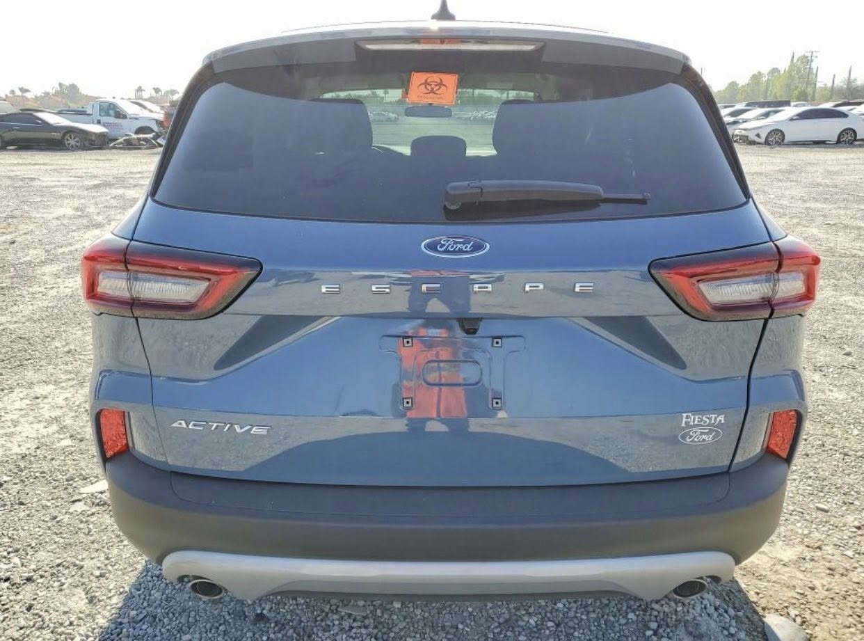 اعلان مزاد 💥💥💥
بيع مباشر 4,300 $$
تاريخ المزاد : 2026/6/17
 نوع السيارة: 2025 FORD ESCAPE ACTIVE
 #يمكن_إدخالها_بكتاب_ذوي #الشهداء
#او_شحنها #إلى_الأمارات
#إقليم_كردستان 
#العقبة
#ام_قصر
📍 العنوان : الموصل حي الوحده الشارع العام قرب دائرة اللجان الطبية 
📞 : ***********
📞 : *********** + واتساب 
#مزاد_الامين_للسيارات_الامريكية_
