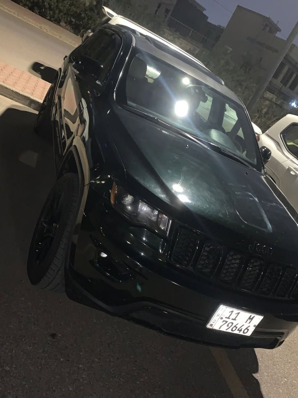 سلام عليكم جيب موديل 14 محدث بجم 20 
محرك 5700 بيه منضومه غاز 100 لتر سرعه 300
بيه قطع صبغ  مال تحديث جراد ابيع عام  
شاصي لغد كفاله فول مواصفات فتحه كشنات جلد تدفئه 
جاهزه من كلشي 
السعر 145 بيه مجال 
مكان السياره الدوره 
***********
