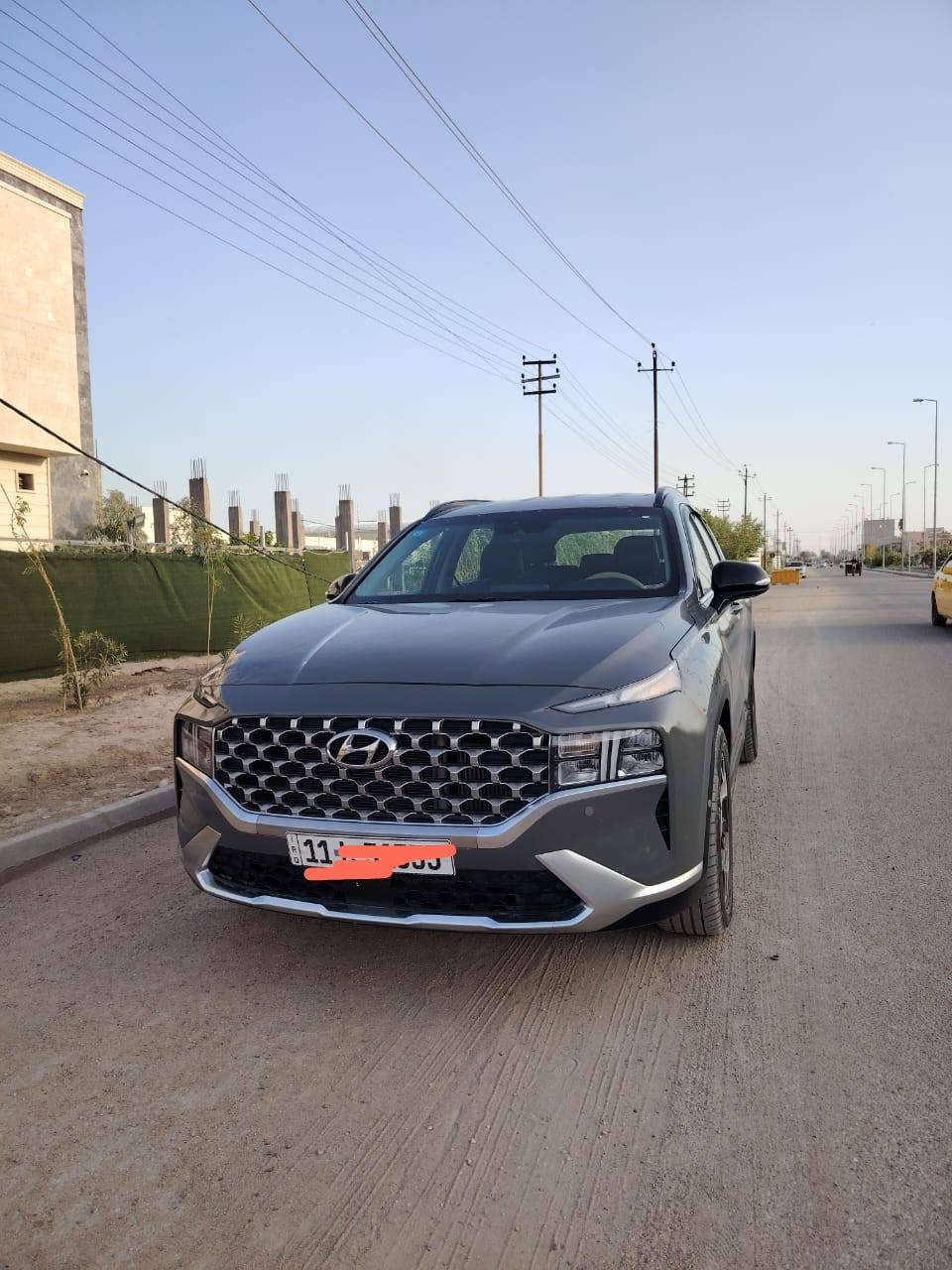 #سنتافي 22  وارد امريكا محرك ٢٥٠٠ تيربو الضرر بدون دواخل
#ماشيه ٩٠ الف 
#السعر ٢٠٥ #بيها مجال قليل 
#للاستفسار 
***********
#اتصال او #واتساب
