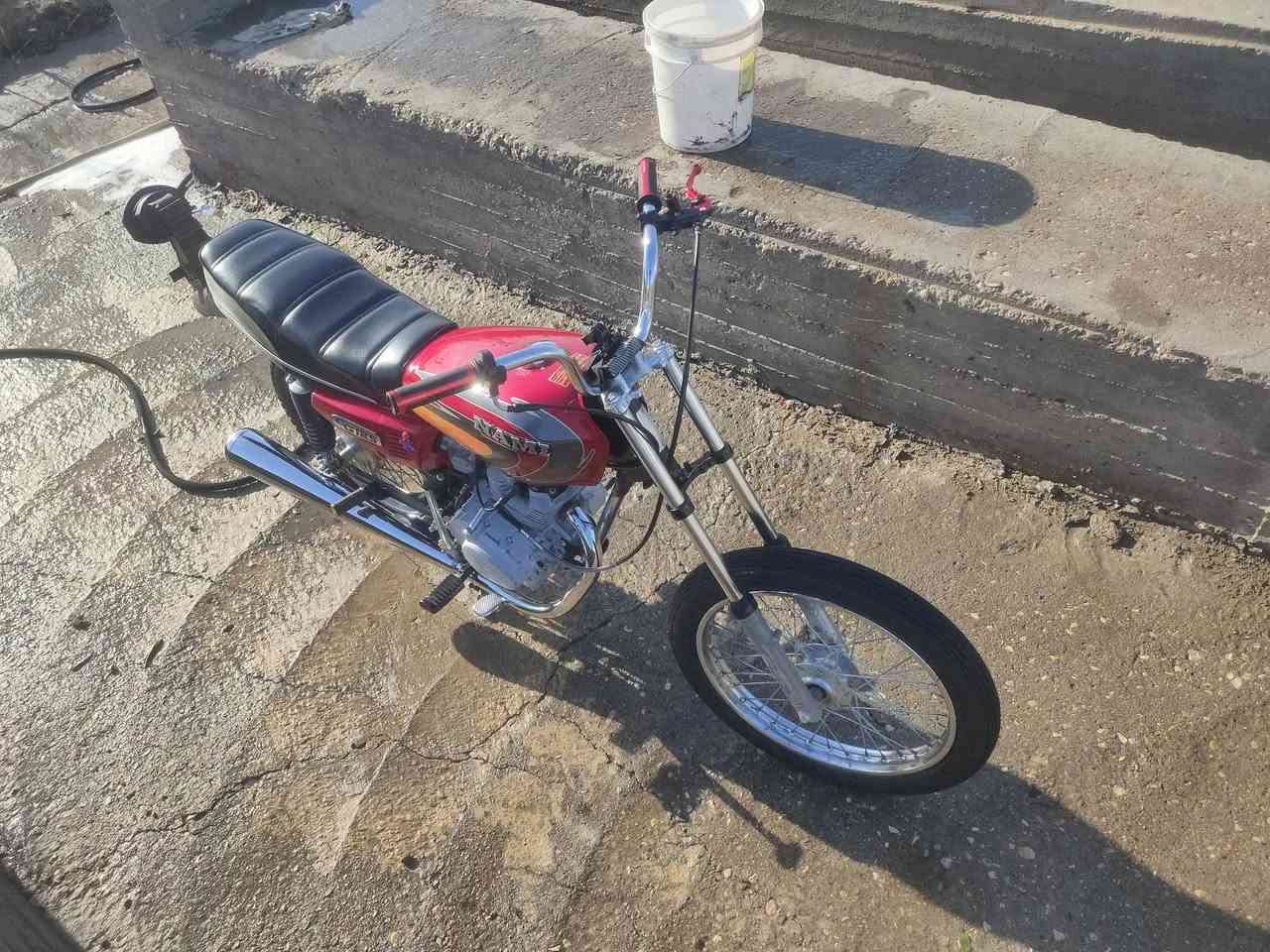 سلام عليكم دراجه للبيع تعمير 26 شاصي كلك 18 سعر خاص رقمي ***********
