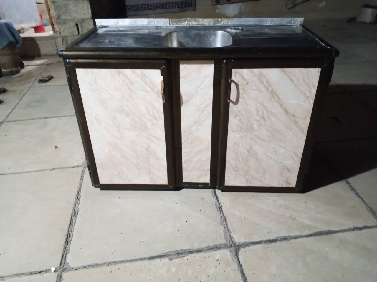 سلام عليكم 
سنك للبيع نضيف مابي عيب فقط الي بل صوره الشراي يتصل ***********مكاني كركوك حي العسكري
السعر خاص او اتصل
