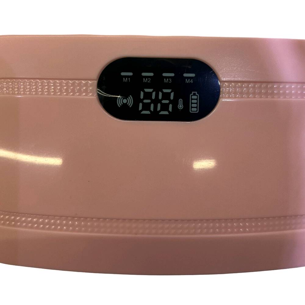 حزام تدفئة ذكي بلون وردي بتصميم أنيق ومريح، مزود بشاشة لعرض درجات الحرارة. يتميز بوجود عدة إعدادات لتعديل الحرارة بما يتناسب مع احتياجاتك. يشمل شاحن تايب سي للاستخدام السريع والشحن الفعال. مناسب لتخفيف الآلام العضلية في البطن والظهر.