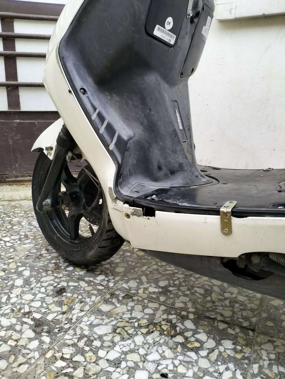 دراجه سكنس نثيه 110 شغاله هندر نقصها فقط باتري مكينه ما مفتوحه بلادي كفراتها بلادي دراجه حلوه ما بيها نقوصات فقط الباتري السعر 550 مكاني بغداد الحريه


**إذا كنت صاحب هذا الإعلان وتريد حذفه لأي سبب، رجاءا أرسل رسالة إلى الدعم الفني**