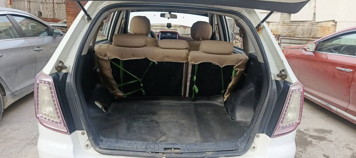 سيارة ليفان 60X   2012
كير عادي
للبيع
سيارة نضيفة
ضرره جاملغ الايمن على البارد كد شبر
والدوس معمره
تايرات جديدة
باتري جديد
تبريد شغال
صدر نضافة ٧٠
دوشمة جلد جديدة
كاعيات جديدة
مكينة نضيفة وحلوة
رقمه انكليزي يغداد
سعر 65 وبيه مجال
‏‪***********‬‏
