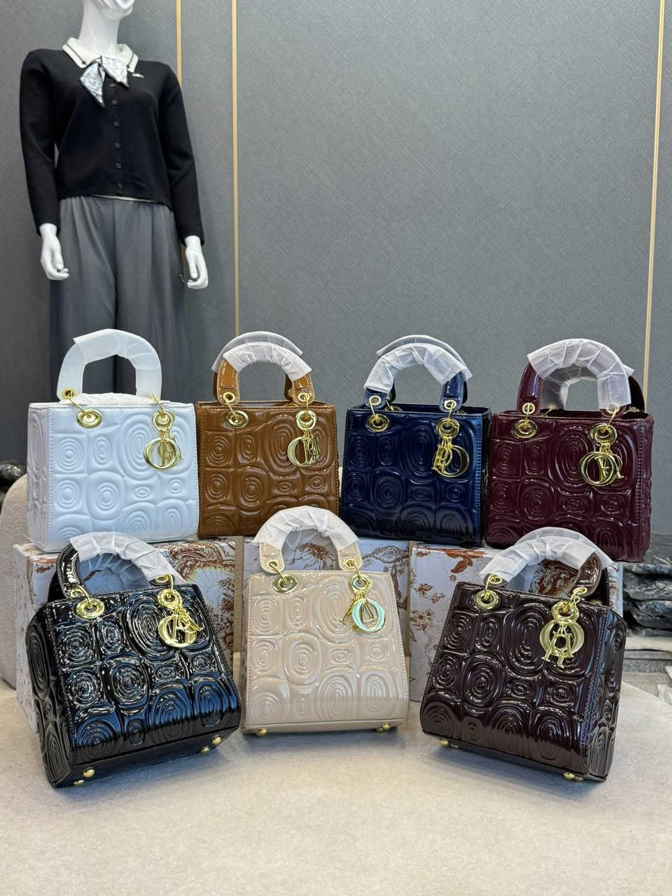 جملة جملة بيع مباشر

شركة كيدو لتجاره  والاستيراد من الصين 

العنوان بغداد زيونه شارع الربيعي

يتوفر توصيل الى جميع محافظات العراق

رابط قناه الجمله https://t.me/kidukidu1

واتساب ***********
