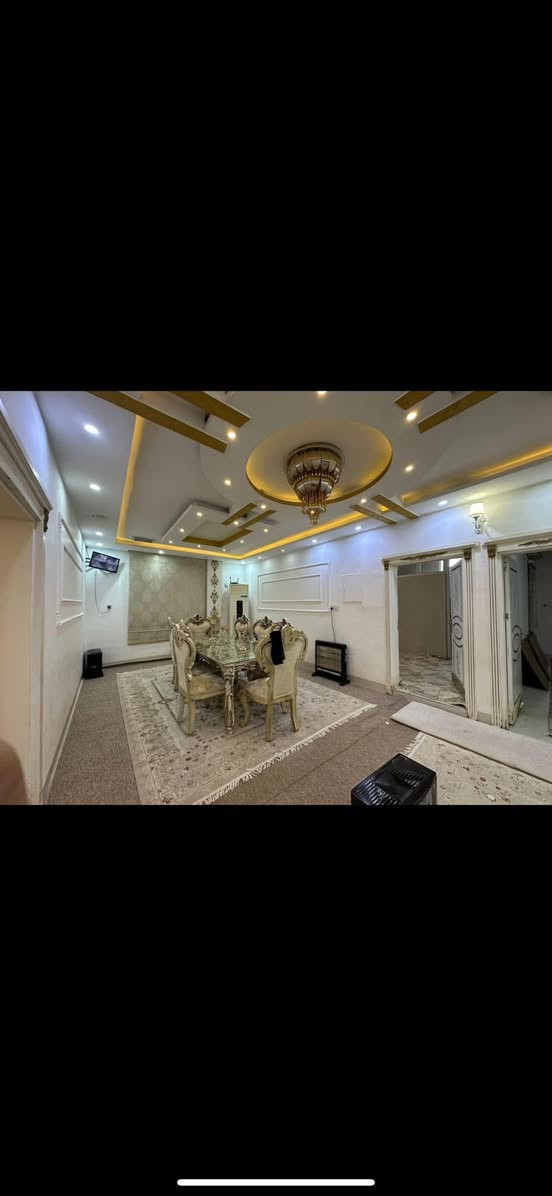 دار مضمون للبيع طابقين كامل  240 متر 

#فوك 4غرف نوم + هول +صحيات
#جوا 2 غرف نوم + مطبخين + استقبال + هول 5*10
الدار سقوف مغربي وثانوي

كركوك أسكان موقعه جدا حلو فول خدمات

سعر 125 وبي مجال

للأستفسار *********** أو *********** أو زيارة المكتب آرو
