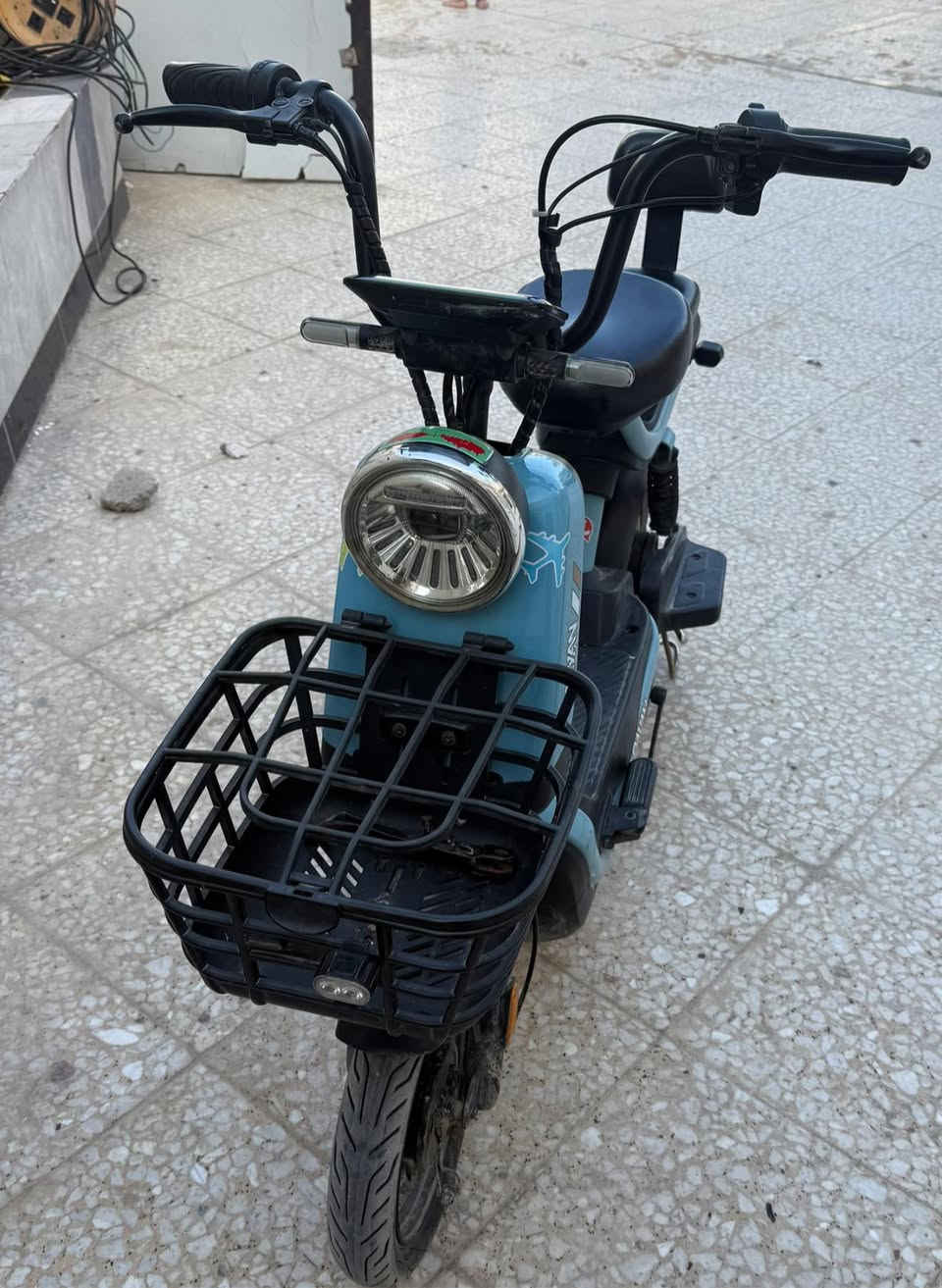 للبيع دراجة شحن الريان حجم ١٤ نظيفة جدا السعر ٢٩٠ الف دينار بي مجال بسيط
للاستفسار الاتصال على الرقم ***********
