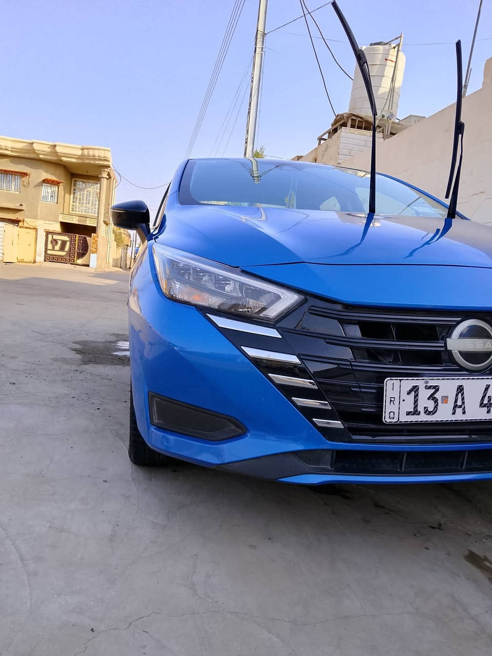 سلام عليكم خوان نيسان فيرسا موديل 2023سياره ورد امريكي حادثه بنيد بسمي تحويل ثاني  مكاني عماره السعر 133
***********رقمي بي واتساب
