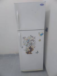 ثلاجه كونكورد لبناني ١٦قدم كلش نظيفه بشرط تاخذها تجميد فول السعر١٥٠الف...