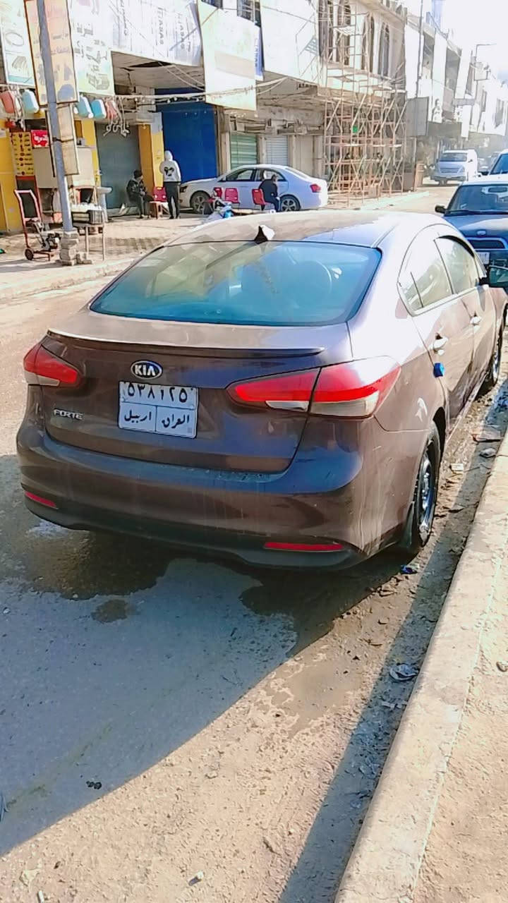 سلام عليكم كيا فورتي موديل 2017حادث بنيد وجاملغ صور الحادث موجوداد
 منضومه غاز مكينه 2000 كير حداديه تبريد خير من الله  مكان حله شارع80 
الشعر 105وبيه مجال 
الرقم ***********

