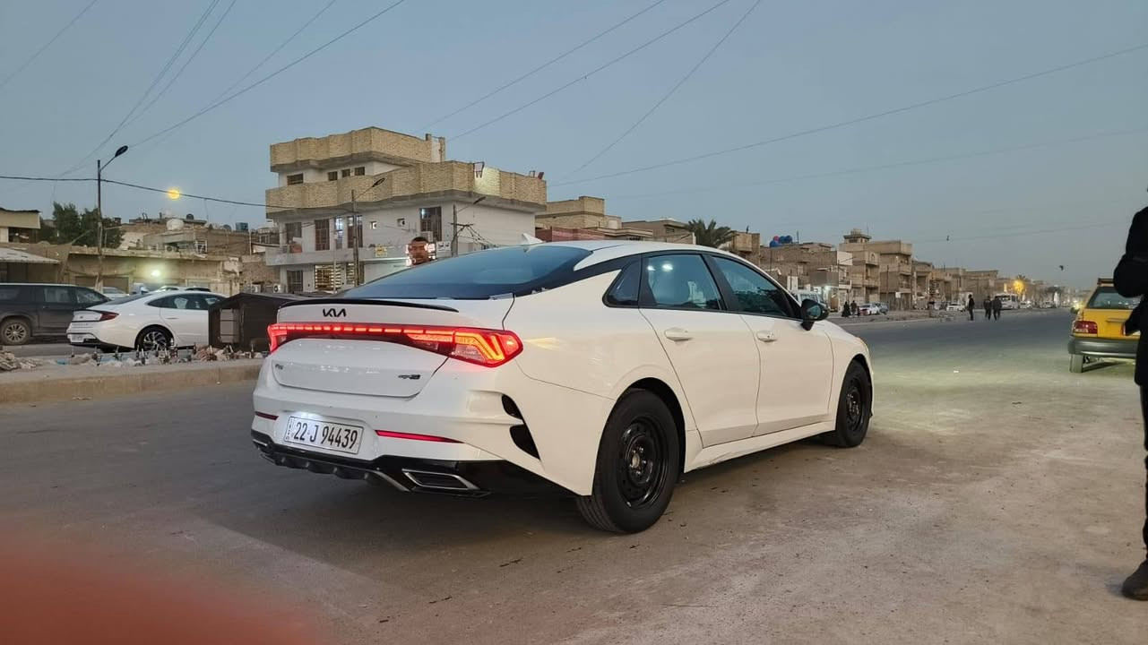 سيارةK5 موديل 2022 امريكي رقم اربيل انكليزي باسمي
جي تي لاين
 1-كشن كهربائي
2-بصمة وتشغيل عن بعد
3-تحديد مسار 
4-قيادة ذاتية
فول مواصفات 

حادثهة جاملغ ايسر امامي معمر نفسة ايرباكات سليمه 
السيارة جديدة احلة من الصور 

السعر 185 وبيهة مجال 

***********

