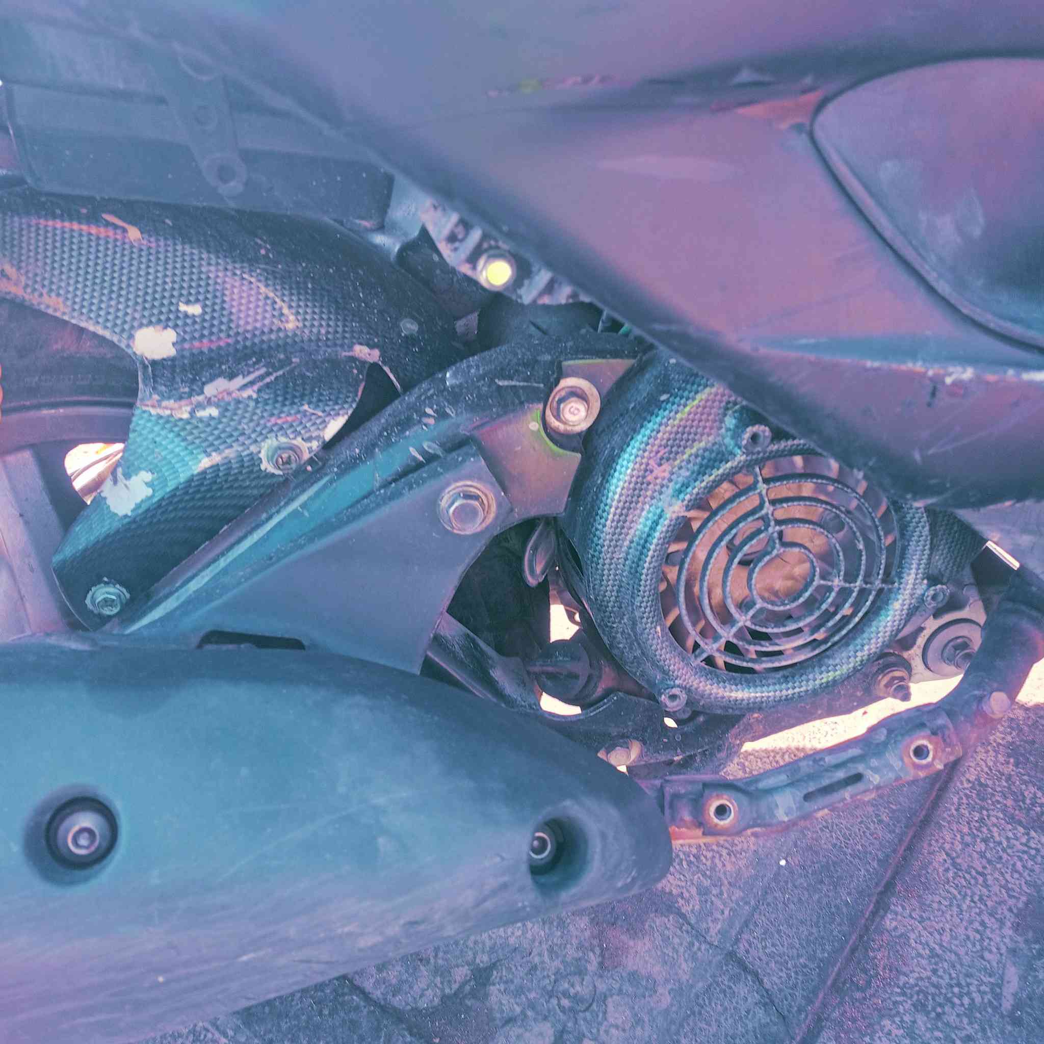 سلام عليكم درجه سكنس لد يابان الدراجه متروكه بعده جديده بيه شخط واحد لو 2 الدراجه بيه غرض رياضي بايه دبلات رياضي بيه مروحه فيبر بيه جملغ فيبر بيه فج برمبو مكينته متنسمع سعر مليون 150 رقم ***********
