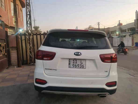 السلام عليكم سورنتو موديل ٢٠٢٠ باسمي مكفوله الرقم الجديد أعلى فئه بلسورنتو فقط بدلت بيها جبنه محرك كفاله الكير والمحرك ماشيه ٩٣ الف كيلو سعرها ٢٨٧٠٠ الف دولار للاتصال ابومصطفى ***********٠ ***********
