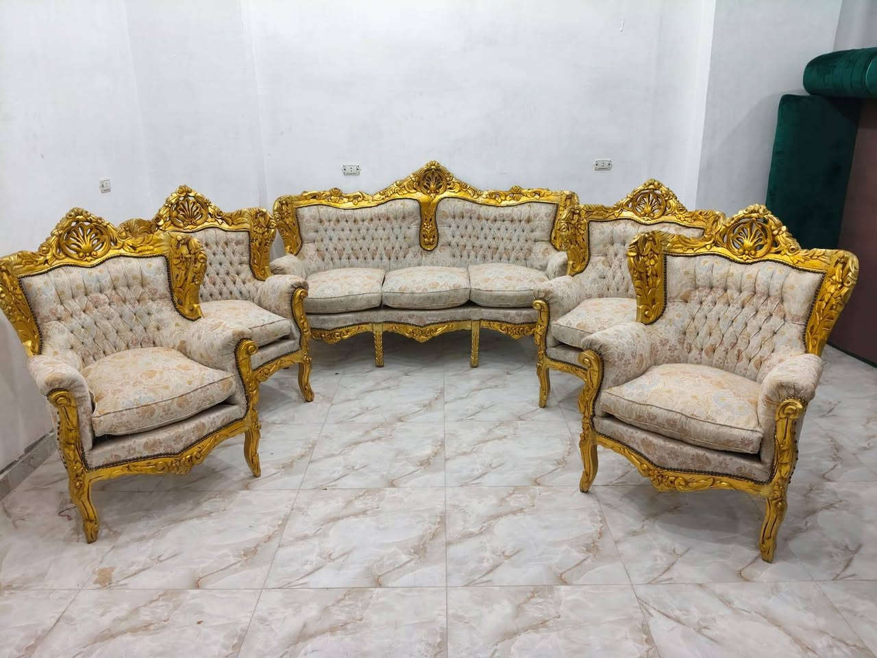 صلون 4-كرسي وكنبه شلت متحركة خشب زان  مستعمل ومشدود في حاله الزيرو 

السعر مفاجأة


**إذا كنت صاحب هذا الإعلان وتريد حذفه لأي سبب، رجاءا أرسل رسالة إلى الدعم الفني**