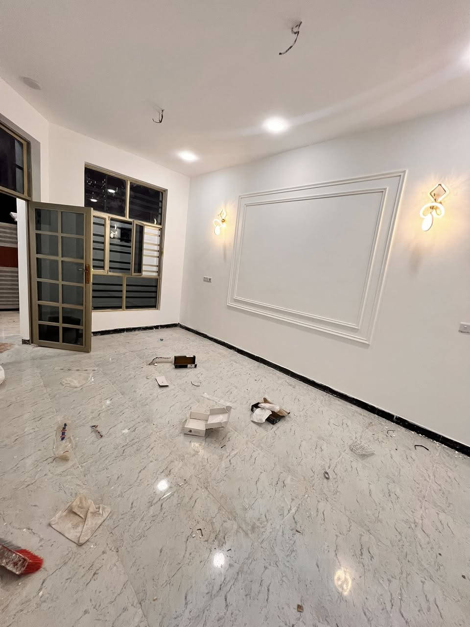 100 م للبيع باب الحاره زراعي شارع الرئيسي موقع ممتاز عمل فوول
***********
